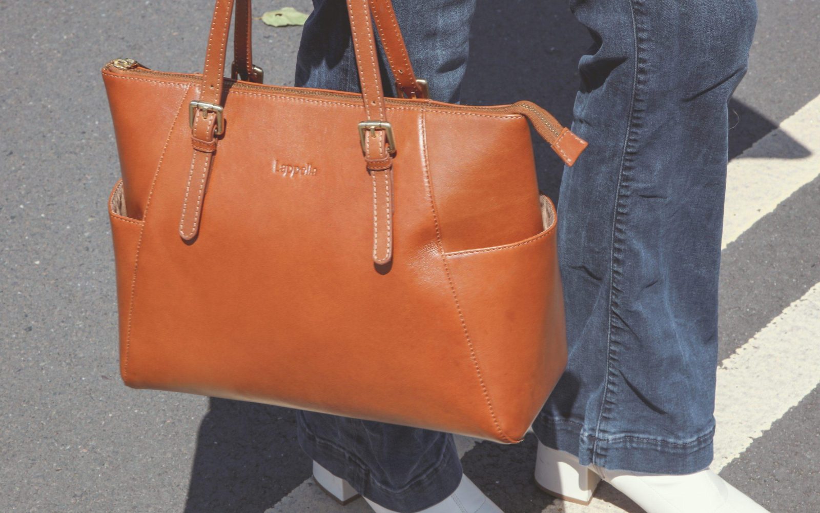 Lapella leather bag